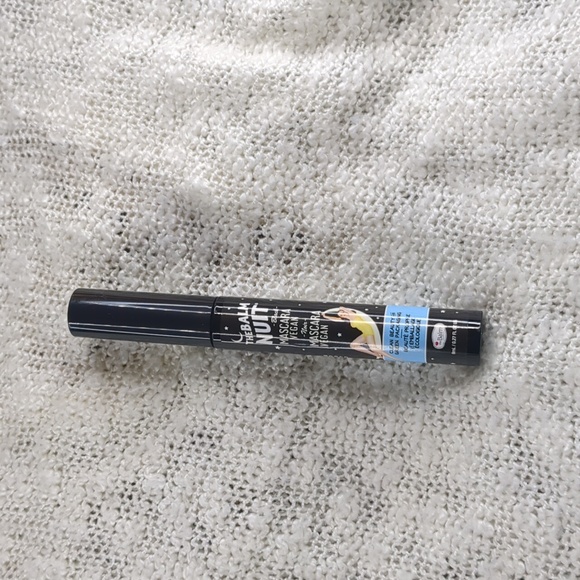 theBalm Nuit Mascara in Black, 8ml/0.27fl oz - Picture 7 of 7